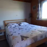 En Bordure De Foret Chalet