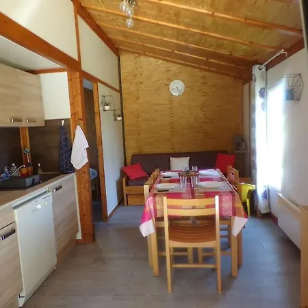 En Bordure De Foret Signy-le-Petit